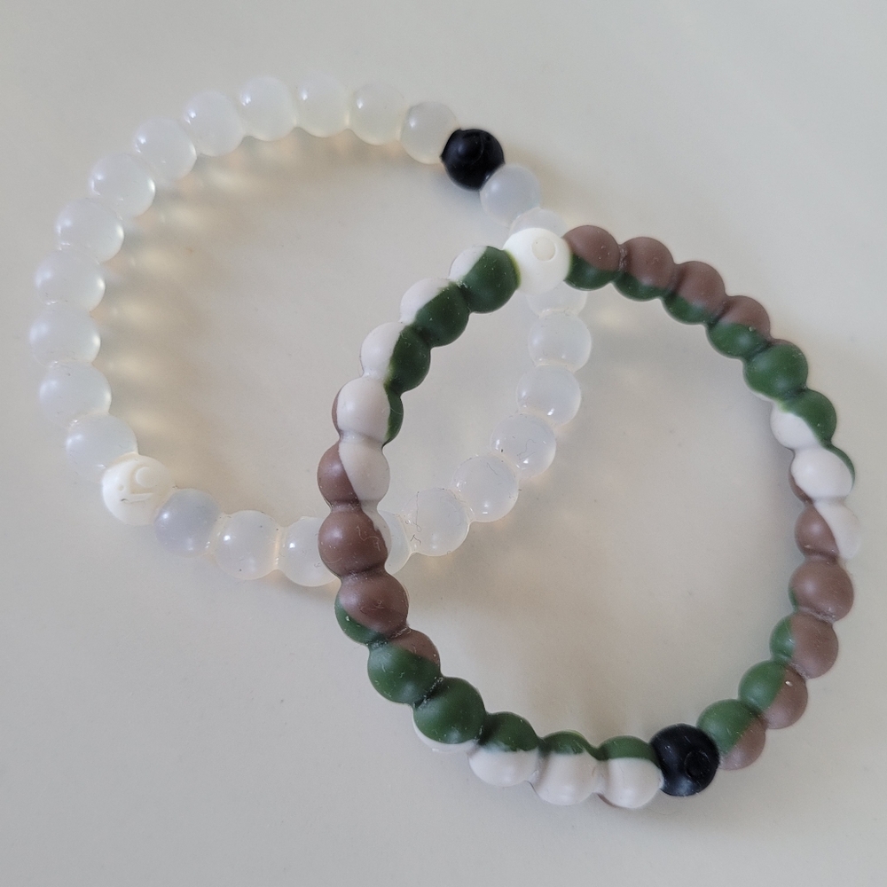 LOKAI CLASSIC & LOKAI VETERANS ESSENTIALS SILICONE BRACELETS